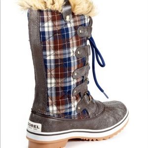 Plaid Sorel boots